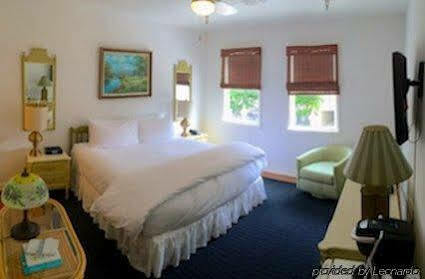 Inn Historic 3*